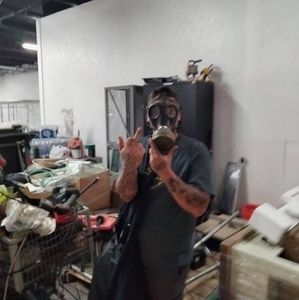 Meet your Posher, Thomas